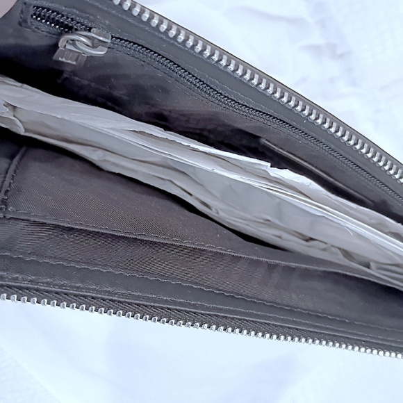 (Sold Out) Brand New Rebecca Minkoff Fine Leather Clutch Bag/ Studs and Zippers. - Picture 7 of 14